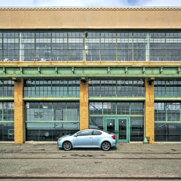 42404033800 a260c49341 c 600x600